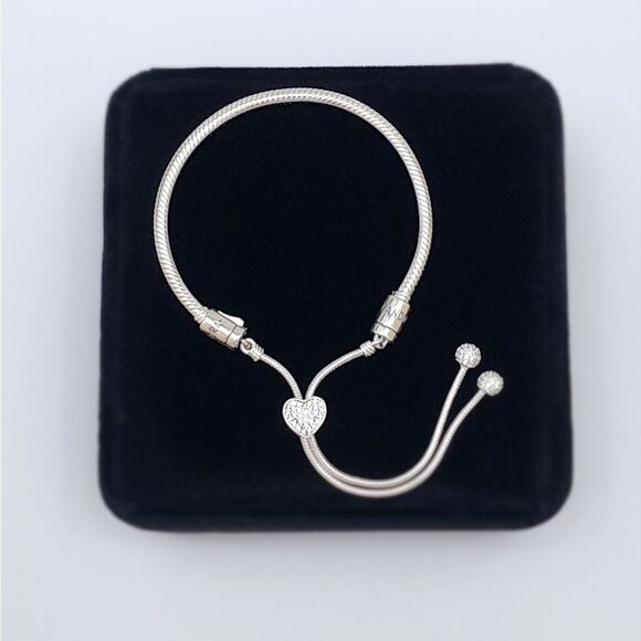 Pandora Moments Pave Heart Adjustable Chain Slider Bracelet - Picture 1 of 3
